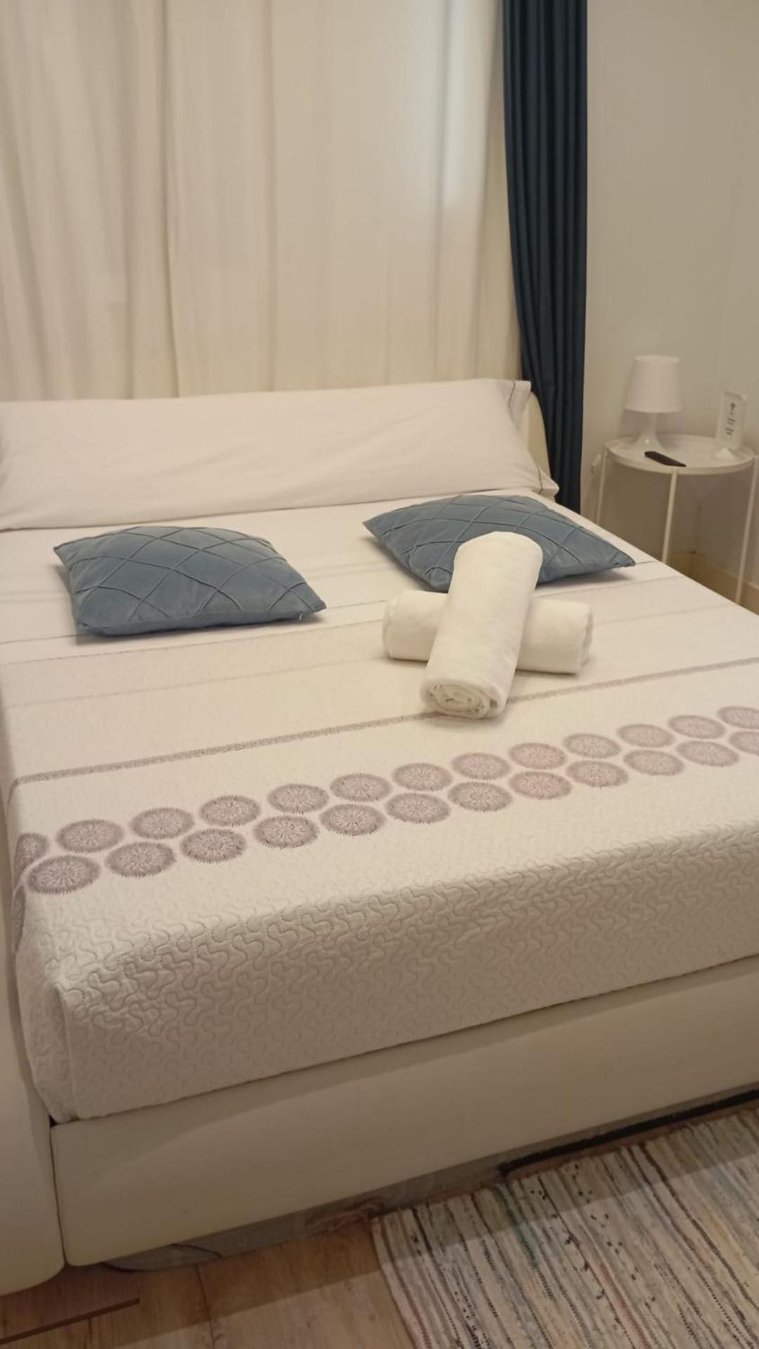 57 Habitacion Central En Bilbao Con Wifi Room photo